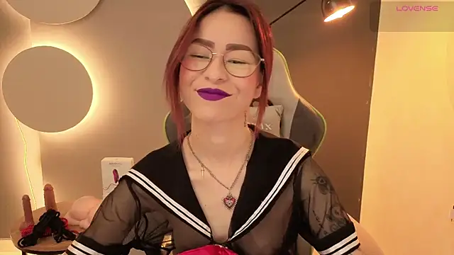 Snapshot of rosse_98_ chatting on February 5, 2026, 2:13 pm rosse 98 online show from February 5, 2026, 2:13 pm