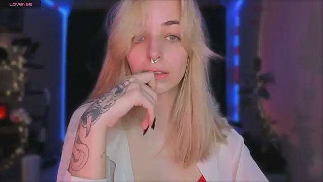 Eli Llie online show from November 10, 2025, 8:25 pm