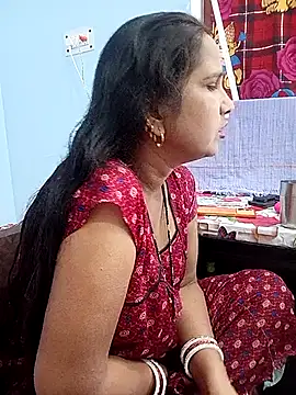 reemacouple007 online show from November 7, 2025, 7:35 am