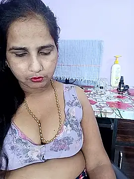 reemacouple007 online show from April 3, 2026, 9:05 am