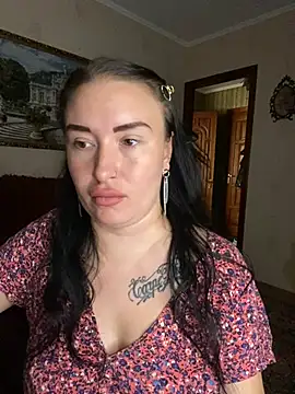 Snapshot of Roxana_Bell chatting on June 21, 2026, 11:49 am Roxana Bell online show from June 21, 2026, 11:49 am
