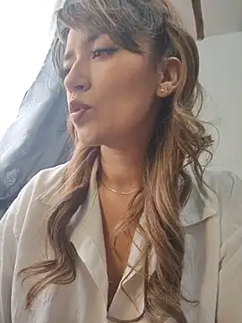 tata laima   online show from January 16, 2026, 4:22 pm