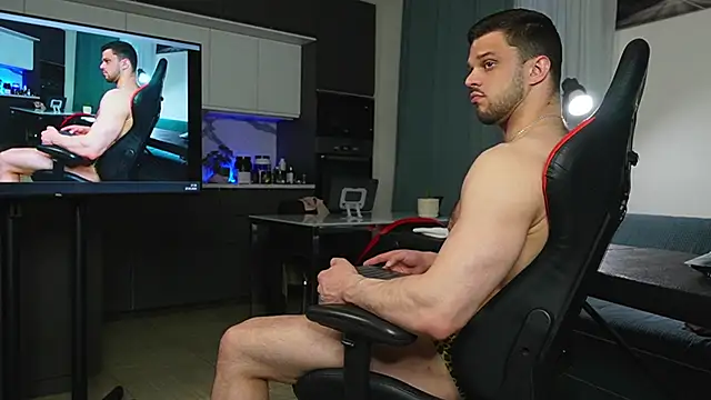 danielkraigforu online show from May 27, 2026, 6:37 pm