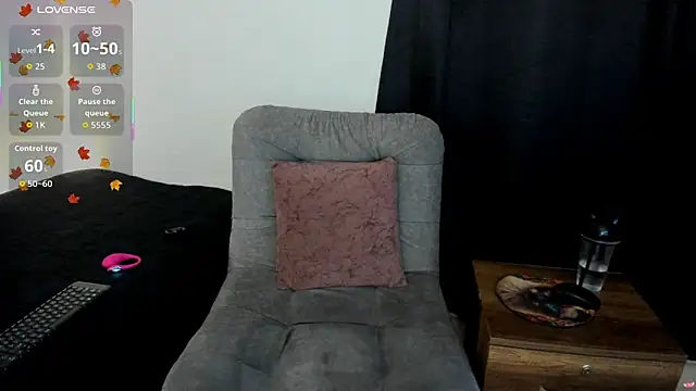 liily moore online show from May 12, 2026, 5:48 am