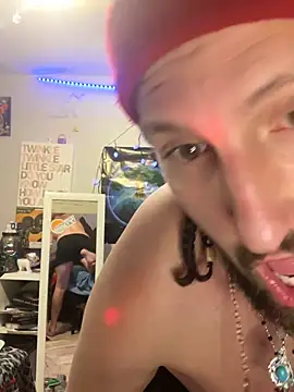 Snapshot of BobbyQ29 chatting on November 27, 2025, 4:51 pm BobbyQ29 online show from November 27, 2025, 4:51 pm