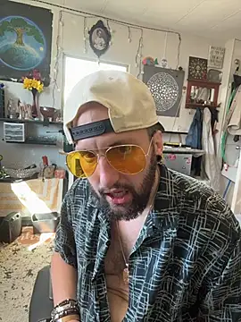 Snapshot of BobbyQ29 chatting on February 20, 2026, 9:28 pm BobbyQ29 online show from February 20, 2026, 9:28 pm