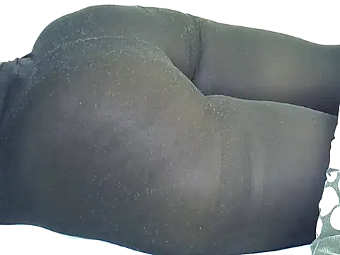 candililie online show from September 19, 2025, 5:00 am