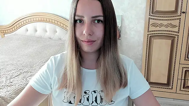 Mia shy1 online show from November 1, 2025, 7:24 am