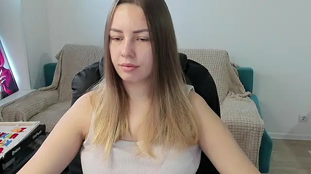 Mia shy1 online show from December 14, 2025, 6:41 am