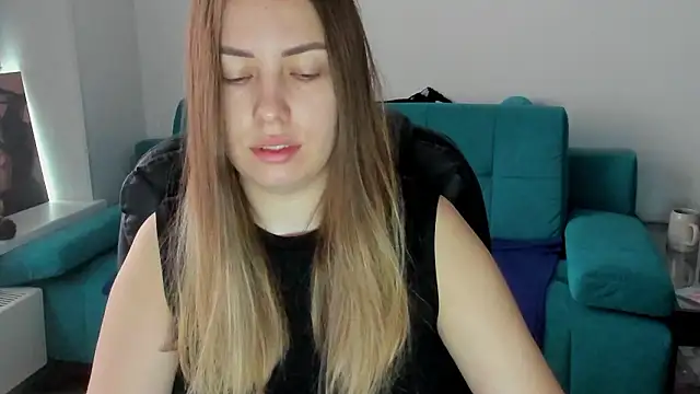 Mia shy1 online show from February 27, 2026, 5:40 am