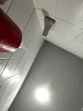 kingoqueens online show from September 26, 2025, 10:49 pm