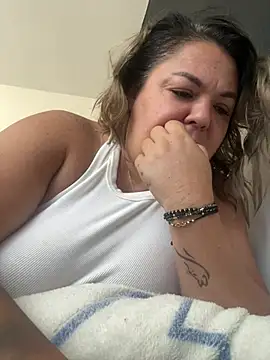 MikyVesela online show from July 21, 2026, 7:31 am