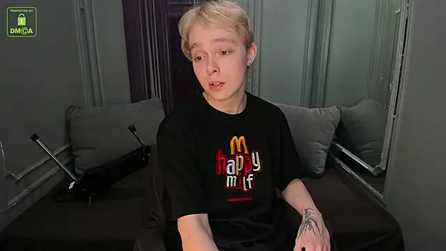 Snapshot of TimmyTaylon chatting on February 25, 2025, 11:32 am TimmyTaylon online show from February 25, 2025, 11:32 am