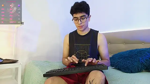  nickconnor01 online show from November 21, 2025, 11:48 pm