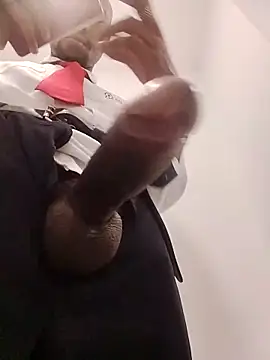 moro28vergon online show from December 23, 2025, 2:11 am