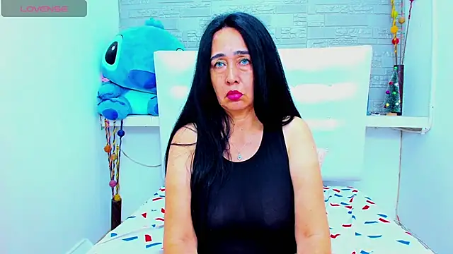 Snapshot of HorniestMilf chatting on March 13, 2025, 4:05 am HorniestMilf online show from March 13, 2025, 4:05 am