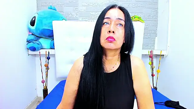 Snapshot of HorniestMilf chatting on September 20, 2025, 5:40 pm HorniestMilf online show from September 20, 2025, 5:40 pm