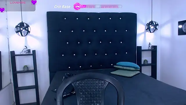 Mels  online show from December 1, 2025, 6:53 pm