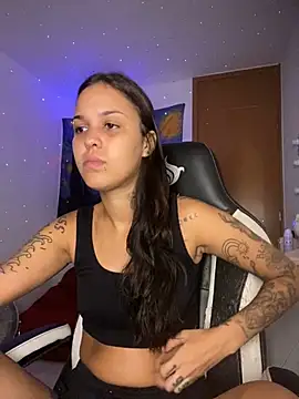 poliannaxx online show from December 19, 2024, 10:42 pm