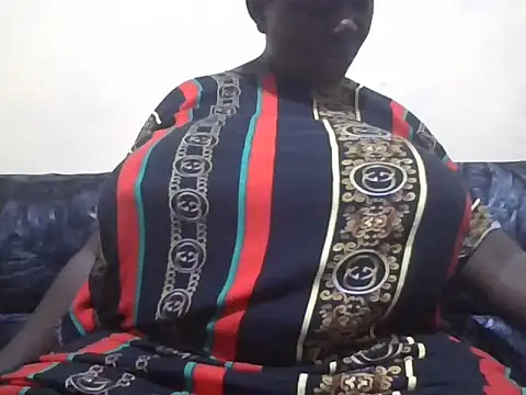 Snapshot of pritty-leila chatting on May 25, 2026, 7:40 am pritty-leila online show from May 25, 2026, 7:40 am