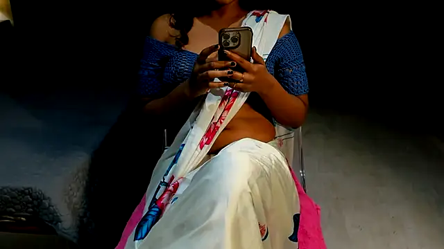 Snapshot of Bad_Girl_Kayra69 chatting on June 17, 2026, 9:03 pm Bad Girl Kayra69 online show from June 17, 2026, 9:03 pm