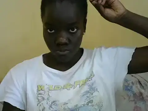 Snapshot of Sweet_chico2 chatting on December 6, 2024, 9:48 am Sweet chico2 online show from December 6, 2024, 9:48 am