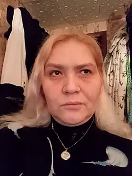 Minna Jeannie online show from November 20, 2025, 2:12 am