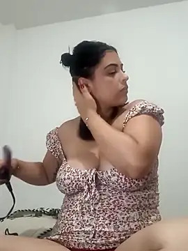 MelannyBell online show from March 21, 2025, 6:40 pm