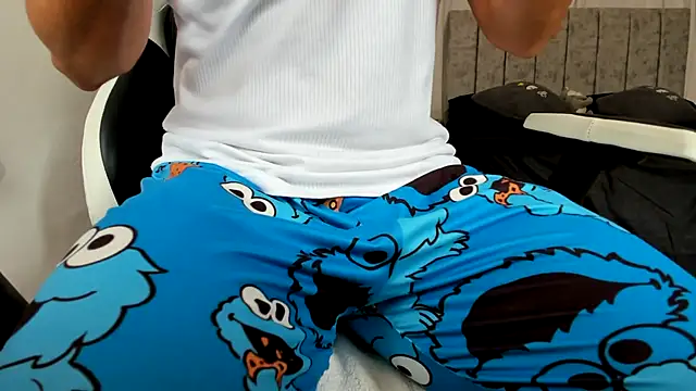 Valerioe online show from September 15, 2025, 2:17 pm