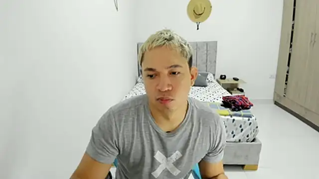 Valerioe online show from May 27, 2026, 8:54 am