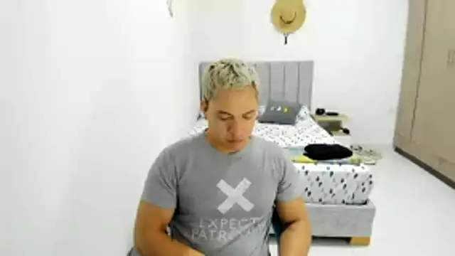 Valerioe online show from May 26, 2026, 8:34 am