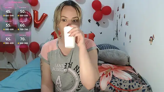 hotmilf4uxxx online show from April 17, 2026, 9:56 am