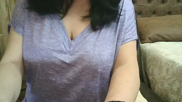 Snapshot of Hornymom42 chatting on February 23, 2026, 8:26 am Hornymom42 online show from February 23, 2026, 8:26 am