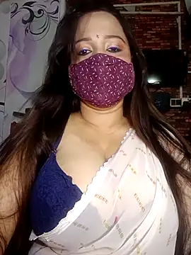 albelasummi702 online show from October 24, 2025, 2:43 am