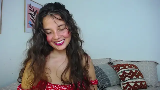 lirio05 online show from March 20, 2025, 9:35 pm