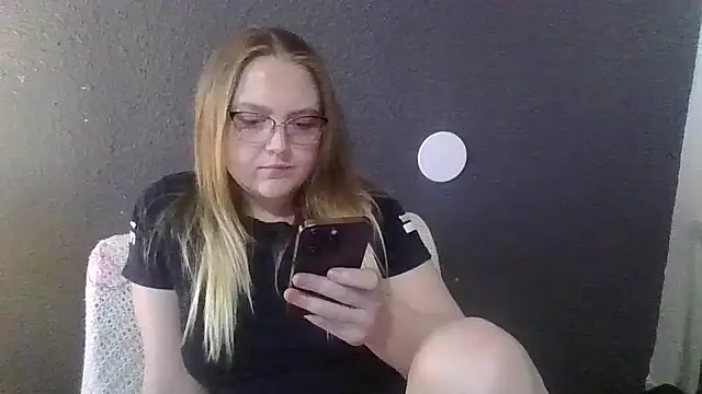 PhatAssBlond online show from February 28, 2025, 8:28 pm