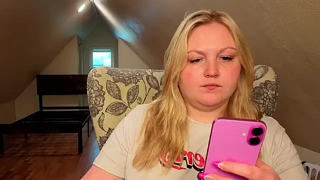 PhatAssBlond online show from May 16, 2026, 8:52 pm