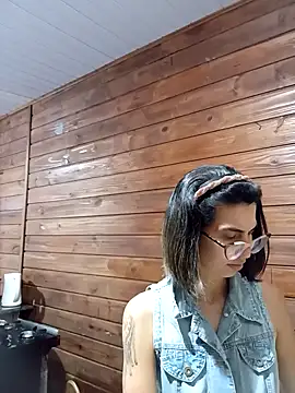 Snapshot of nati2roots chatting on October 13, 2025, 8:54 pm nati2roots online show from October 13, 2025, 8:54 pm