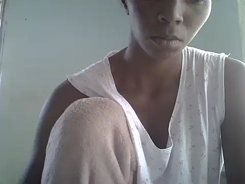 Snapshot of ElianeHot chatting on November 9, 2025, 9:46 am ElianeHot online show from November 9, 2025, 9:46 am