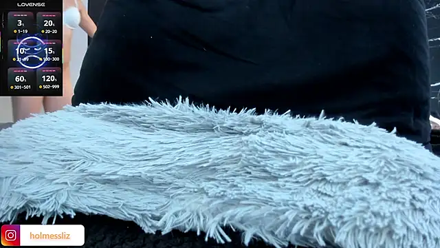 LIZ HOLMES online show from March 21, 2025, 4:29 pm