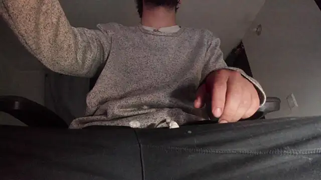 s sven03 online show from September 22, 2025, 3:56 am