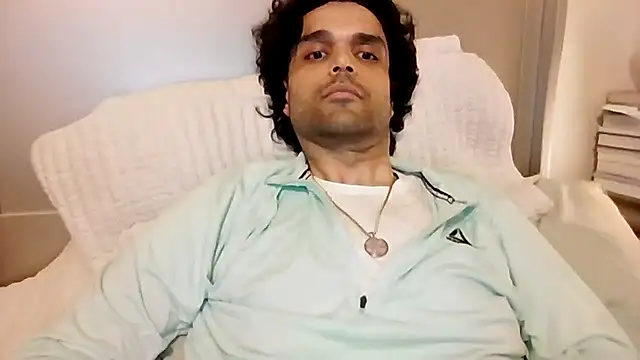 GForceSavage online show from November 26, 2025, 10:37 am