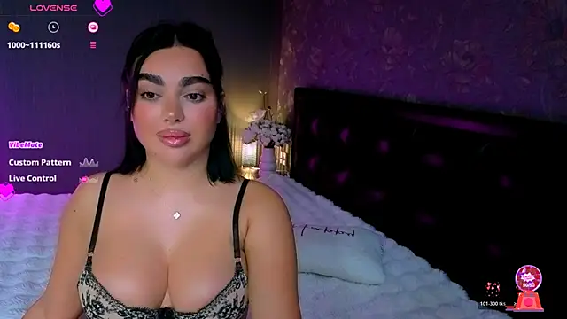 babyleilaa online show from November 11, 2025, 10:47 pm