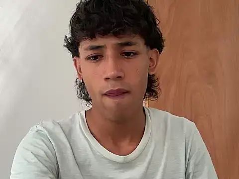 Ostin18hot online show from February 24, 2026, 7:26 pm