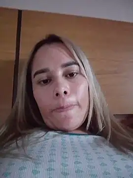 Amelia1  online show from June 12, 2026, 10:29 pm