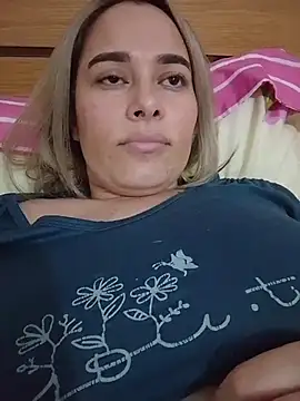 Amelia1  online show from June 12, 2026, 2:42 am