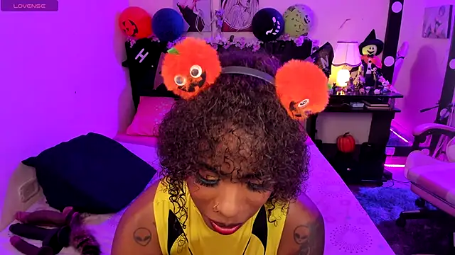 kary bunny3 online show from October 11, 2025, 6:03 am