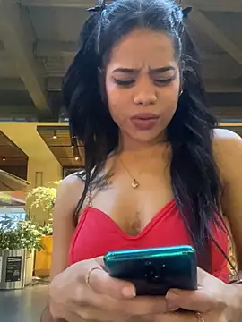 alexahoot10 online show from January 9, 2025, 9:58 pm