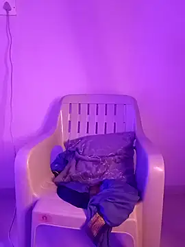 Snapshot of Jessicca_Cum chatting on February 4, 2025, 12:29 am Jessicca Cum online show from February 4, 2025, 12:29 am