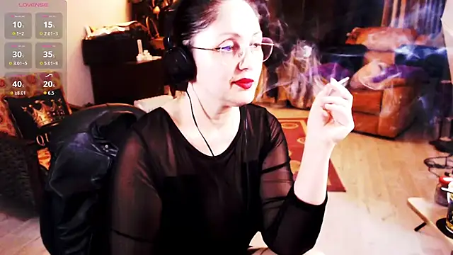 Snapshot of Imperatriza chatting on October 5, 2025, 6:53 pm Imperatriza online show from October 5, 2025, 6:53 pm